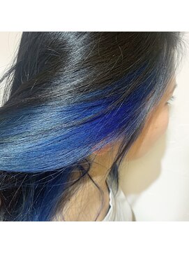 ファミリア ヘア ライフ(familiar Hair Life) ☆インナーカラー　インディゴブルー☆