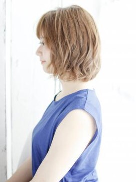 ヘアメイク ナル(hair make nalu) ハイトーンミックスボブスタイル