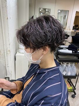 エル(EL by green) 《tomi》刈り上げショート×波巻きスパイラル