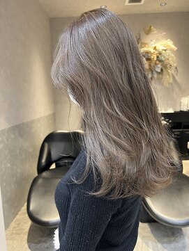 ロンド レア 天神大名店(Lond Le’a) ダブルカラー/インナーカラー/イヤリングカラー/ミルクティー