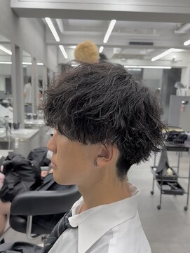 オーバルバイアピッシュ(OVARL by apish) 緩め無造作縦落ちパーマ