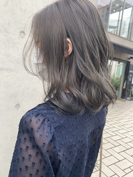 グロウ 丸の内(GLOW) グレージュカラーアッシュオリーブ顔周りカット韓国風前髪甲府