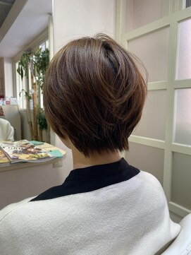 ヘアーメイク ハルナ ショートボブ