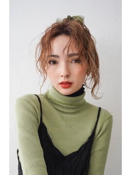 アージュ 久留米ゆめタウン店 ゆるめ編み上げポニーテール