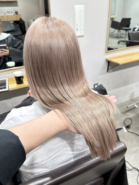 リグ 横浜(Lig.) ミルクティーベージュカラーケアブリーチダブルカラー横浜横浜駅