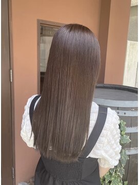 ココカラヘアー ニコ(cococara hair nico) ロング/ストレート/オリーブ