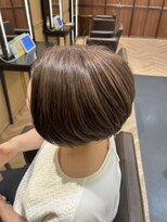 ザザ 高田馬場(ZA/ZA)&nbsp;大人ショートボブ　大人ショート　白髪ぼかしハイライト