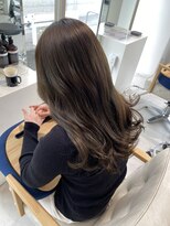 シキ(SHIKI)&nbsp;韓国風ヘア　ナチュラル　ベージュ　福井美容室
