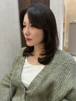 セライロ 千葉(celilo)&nbsp;ミディアムレイヤー オリーブグレージュ【momoka】