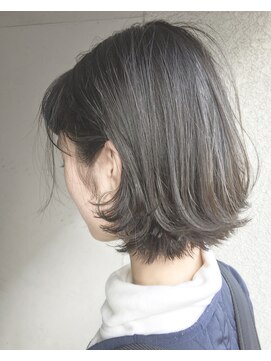 ヘアーアンドアトリエ マール(Hair&Atelier Marl) 【Marlお疲れ様スタイル】オリーブグレージュの耳掛けボブ