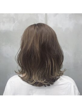 ザ デイ(THE DAY) インナーカラー【グレージュ】