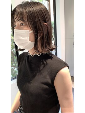 ロマリア 青山 南青山(Lomalia) 乾かしてキマるショートボブ