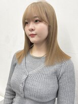 ココ 原宿(KOKO)&nbsp;黒髪小顔クラゲヘアーオリーブグレーココアベージュ