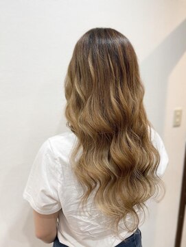 レヴェリー(REVERIE) #ハイトーン#ブロンド#ロング