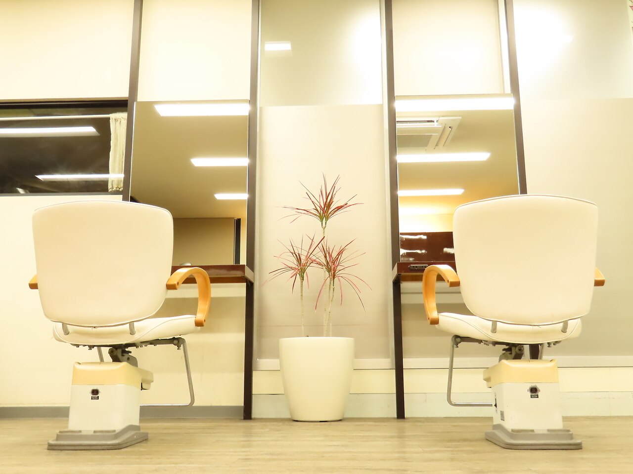 シンプル(Simple)｜ホットペッパービューティー