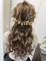ルーズハーフアップ