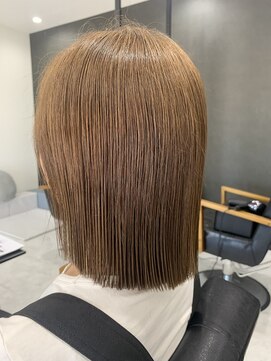 ディティール(Detail) 切りっぱなしボブ×フォギーベージュ