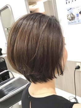 ヘアアンドメイク 心座(hair&make)の写真/白髪が気になりだした方必見！白髪はしっかり染め、黒髪は明るく、きれいな色味を表現します♪