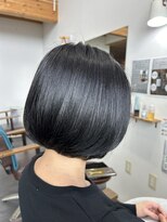 エルパライソ リフォ(Elparaiso Reff)&nbsp;アイロンなしでもまとまるボブ