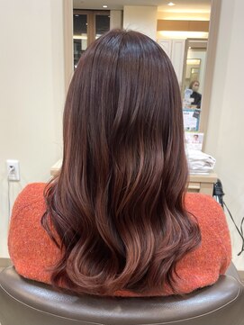 アルターリール(aL ter Rire) 黒髪/ボブルフ/ネビージュ/小顔/ワンレン/中村郁未