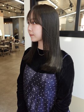 オルセン(OLSEN) オリーブカラー/オリーブベージュ/レイヤーカット