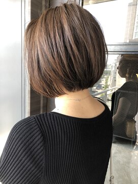 マノン バイ エイチ(MANON by H) ベージュカラー