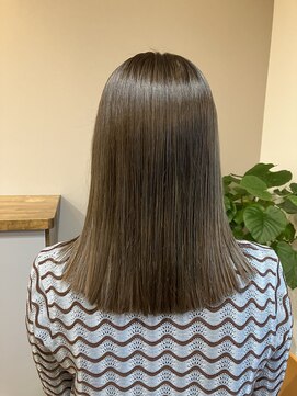 リポゾ(Riposo.) オリーブアッシュ