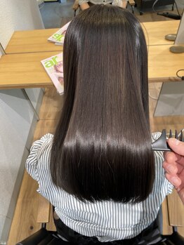 ナロー(NALLOW Bead's)の写真/[淡路駅徒歩3分]NALLOWこだわりの厳選商材で憧れのうるツヤ美髪が叶う*思わず触れたくなるような仕上がりに