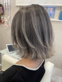 ホワイト(WHITE)の写真/《HPB AWARD2025年サロン部門注目サロン選出》今まで気にしていた髪のお悩みを解決し,毎日をHappyに★