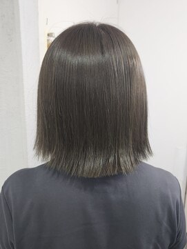 リュンヌ(Lune) オリーブベージュ