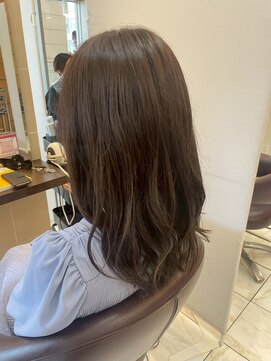 髪質改善/顔周りレイヤーカット/グレージュ[千葉/千葉駅]
