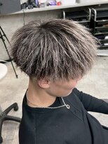 イーラ(era) メンズ刈り上げマッシュ眉毛