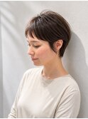 首が綺麗に見えるコンパクトショート
