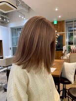 ブロッサム 熊谷店(Blossom) ボブベージュデザインカラー外ハネ熊谷ブリーチミルクティー