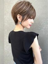 ロンドシトリン 四条烏丸(Lond citrine) ショート/ミルクブラウン/顔周り/30代40代50代/四条烏丸