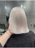 ホワイトベージュ
