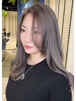 アース 郡山コスモス通り店(HAIR&MAKE EARTH)&nbsp;大人のグレージュ×センターパートストレート