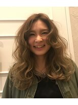 ヒルズ(BiBi hills)&nbsp;高知 南国市 BiBi hills 海外風ニュアンスロング