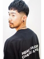 メリケンバーバーショップ コウベ(MERICAN BARBERSHOP KOBE)&nbsp;くせ毛風パーマぱっつん刈り上げフェード