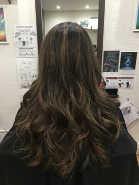 カナオア ヘアーデザイン(kanaoa hair design) アッシュ系ハイライトグラデーション