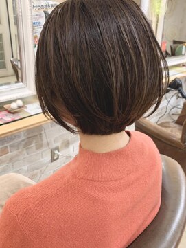 ネオリーブ チロル 横浜西口店(Neolive CiroL.) シンプルショート　朝楽スタイリングショートボブ