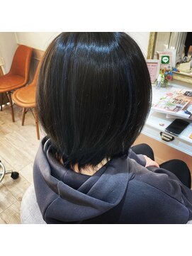ルーラ(Rula) ショートバレイヤージュ