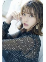アフィックリマ(afic lima) 外ハネレイヤーボブ