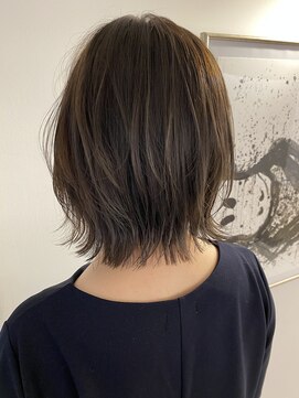 インビテーション(invitation) ハイライトカラー*ミルクティーグレージュ