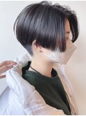 【morio 原宿】黒髪刈り上げハンサムショート 前下がり