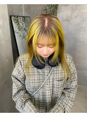 ルーツカラー　デザインカラー　イエロー　ベージュ　派手髪