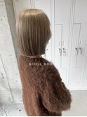 ハイトーン切りっぱなしボブ
