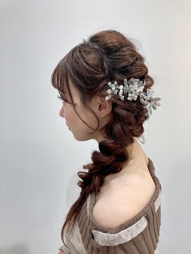 アンドザビューティ(AND THE BEAUTY) あみおろしヘアアレンジ