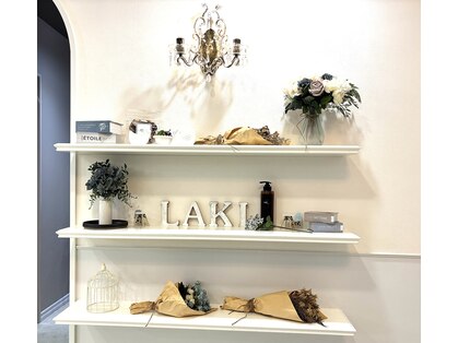 ラキ(Laki)の写真