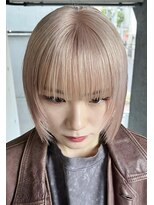 ホワイトベージュ　ベージュカラー　フェイスレイヤー　ボブ